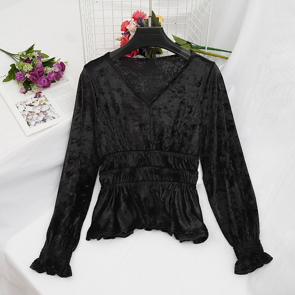 Γυναικεία καθημερινή μπλούζα σε πέντε χρώματα με λαιμόκοψη