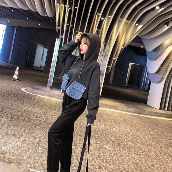 Set hanorac lat si pantaloni in doua culori