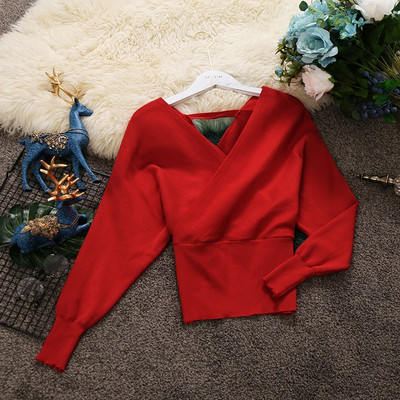 Pulover de damă modern cu mâneci lungi și decolteu spitz în trei culori