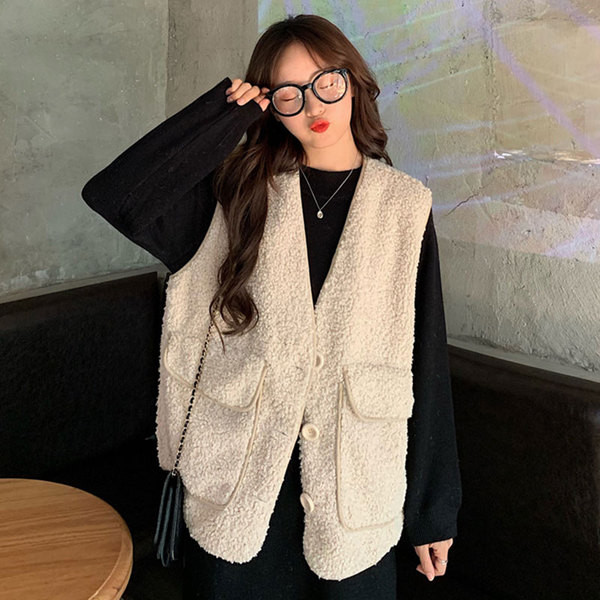 Vesta de dama in doua culori cu buzunare si nasturi