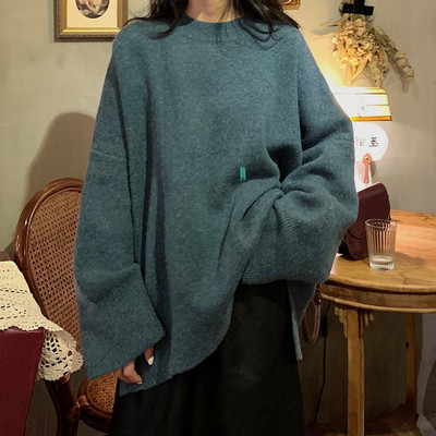 Pulover de dama cu decolteu rotund model larg in mai multe culori