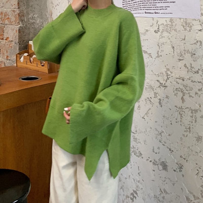 Pulover de dama cu decolteu rotund model larg in mai multe culori