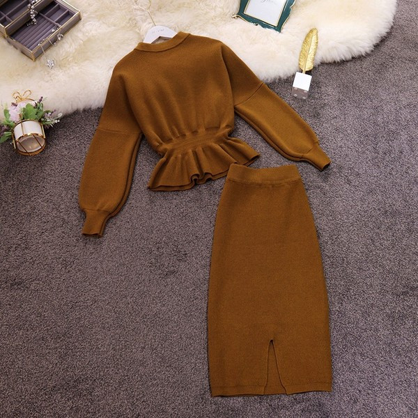 Set tricotat zilnic pentru femei din două părți în roșu, negru și maro