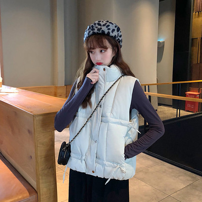 Γυναικείο casual γιλέκο σε μαύρο και άσπρο χρώμα με κορδόνια