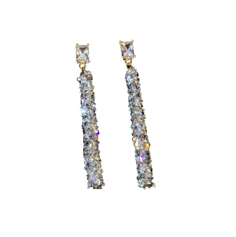 Κομψά κρεμαστά σκουλαρίκια σε μαύρο και άσπρο χρώμα