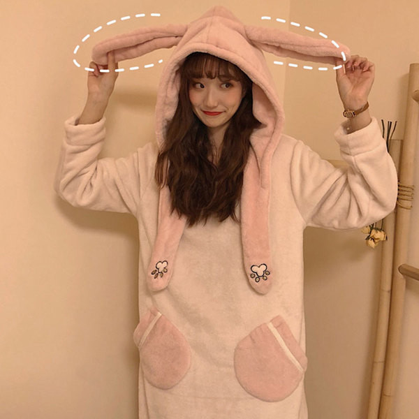 Γυναικείo μακρύ νυχτικό σε δύο χρώματα με τρισδιάστατο στοιχείο