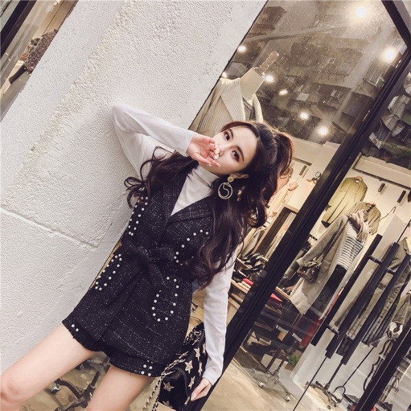 Női mellény és rövidnadrág szett