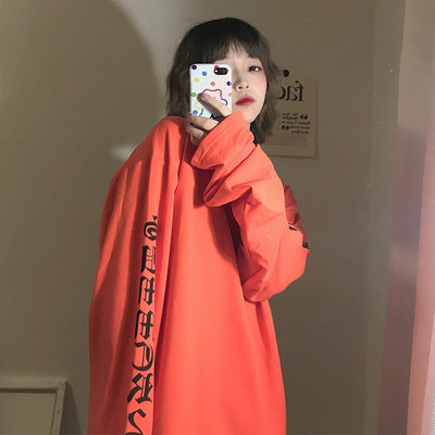 Γυναικεία καθημεριν΄ή μπλούζα με στρογγυλη λαιμόκοψη