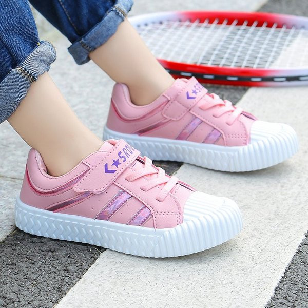 Modern gyerek tornacipő lányoknak és fiúknak három színben