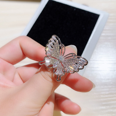 Нов модел модерен дамски пръстен с пеперуда в сребрист цвят