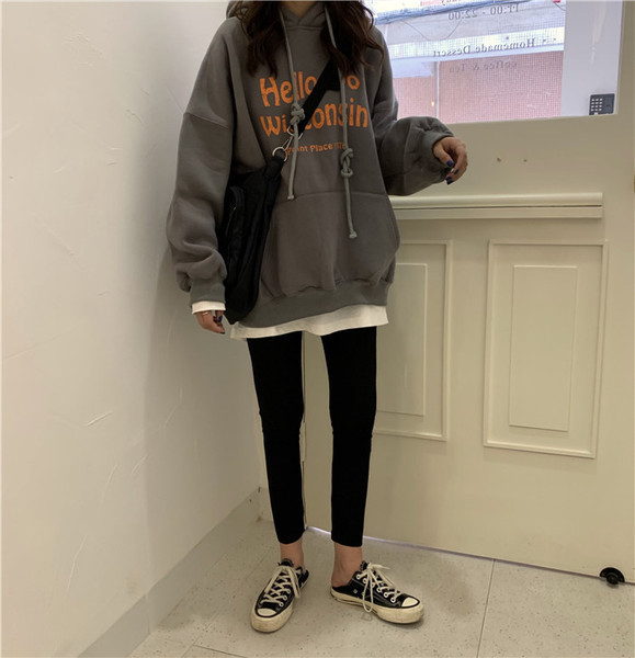 Hanorac de dama de zi cu zi in doua culori cu inscriptii si buzunar