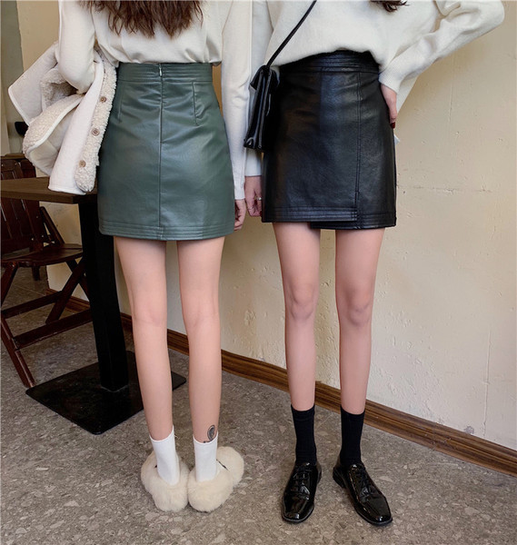 Fusta scurta de dama actuala in doua culori de piele ecologica