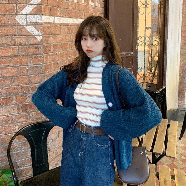 Γυναικεία ριγέ μπλουζάκι λεπτό μοντέλο με κολάρο 