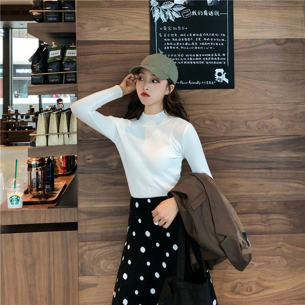 Bluză casual de damă în mai multe culori cu guler semiînalt