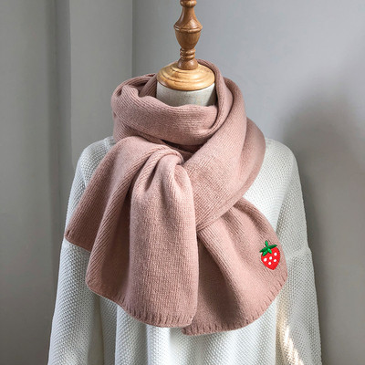 Esarfa dama tricotata cu broderie in diferite culori