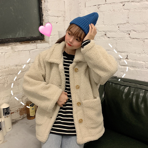 Palton de dama model larg cu nasturi si buzunare