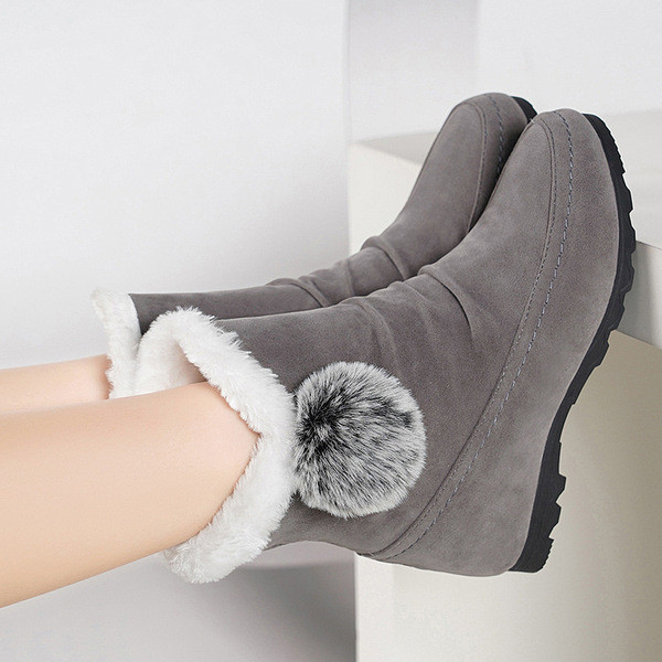 Ghete moderne de damă cu căptușeală moale și puf în roșu, negru și gri