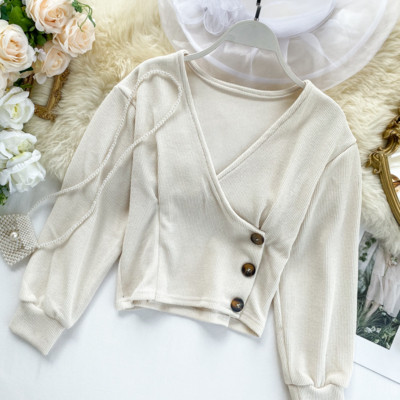 Γυναικεία μπλούζα με V-λαιμόκοψη και κουμπιά σε διάφορα χρώματα