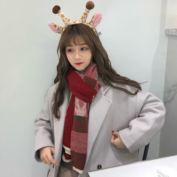 Női téli sál karácsonyi motívumokkal bordó színben