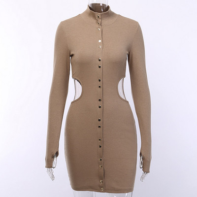 Alkalmi női rövid ruha magas gallérral és gombokkal barna színben