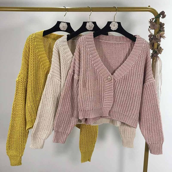 Cardigan scurt cu decolteu spitz și nasture în trei culori