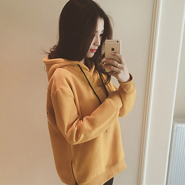 Hanorac de dama toamna-iarna cu gluga si fermoar in galben si negru