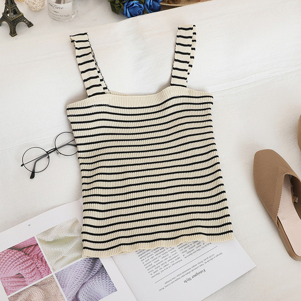 Három részből álló, fekete és bézs színű, napi női szett