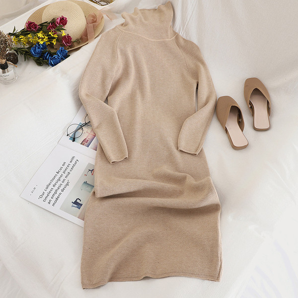 Aktuális téli ruha pólógallérral több színben