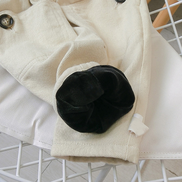 Modern, barna, bézs, fekete és zöld zsebes gyereknadrág