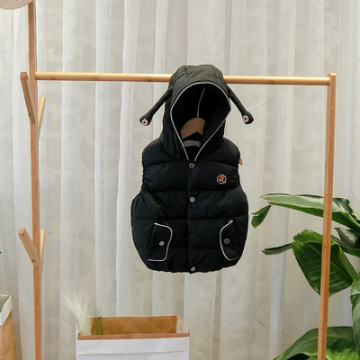 Vesta moderna pentru copii cu gluga in culorile gri, portocaliu si negru pentru baieti