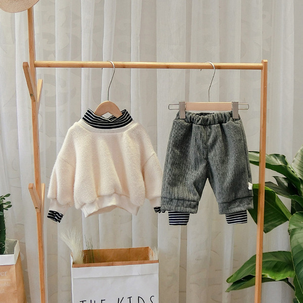 Alkalmi gyereknadrág fiúknak szürke és barna színben