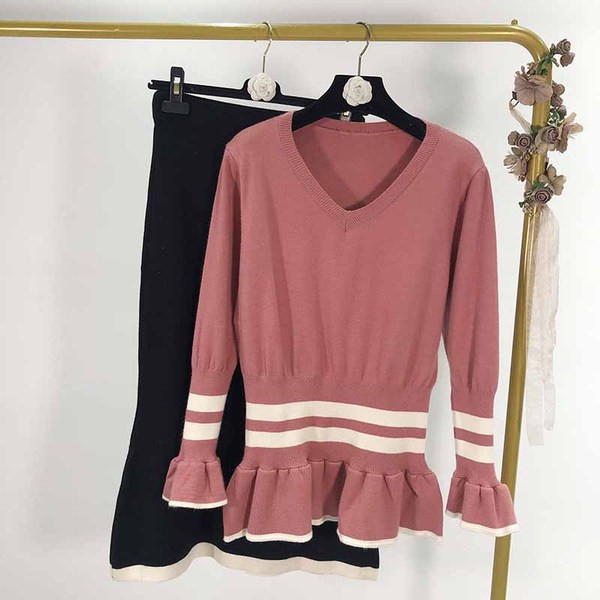 Set de bluză și fustă tricotat pentru femei în trei culori