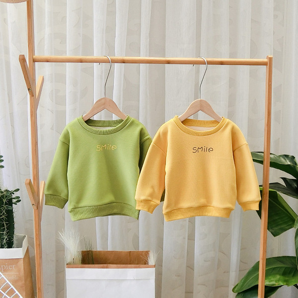 Σύγχρονη παιδική μπλούζα με γκρι και μαύρο χρώμα για αγόρια