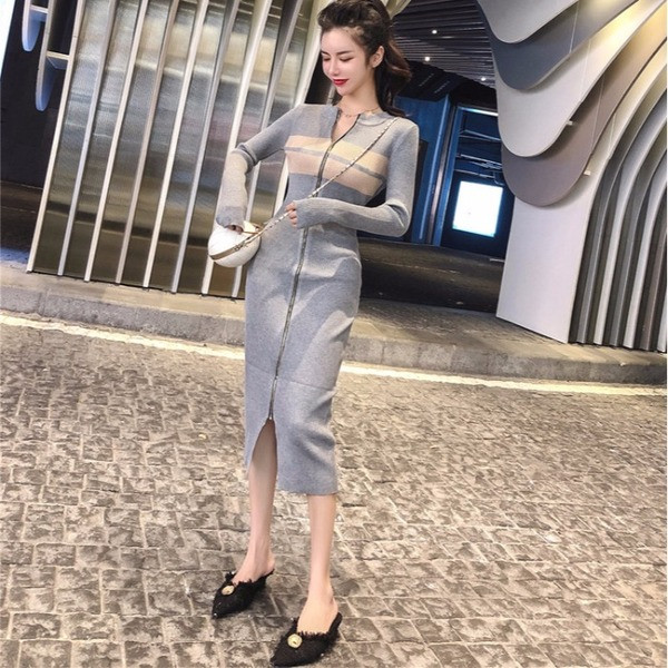 Hosszú kötött ruha cipzárral két színben