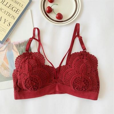Модерен  дамски дантелен сутиен в три цвята
