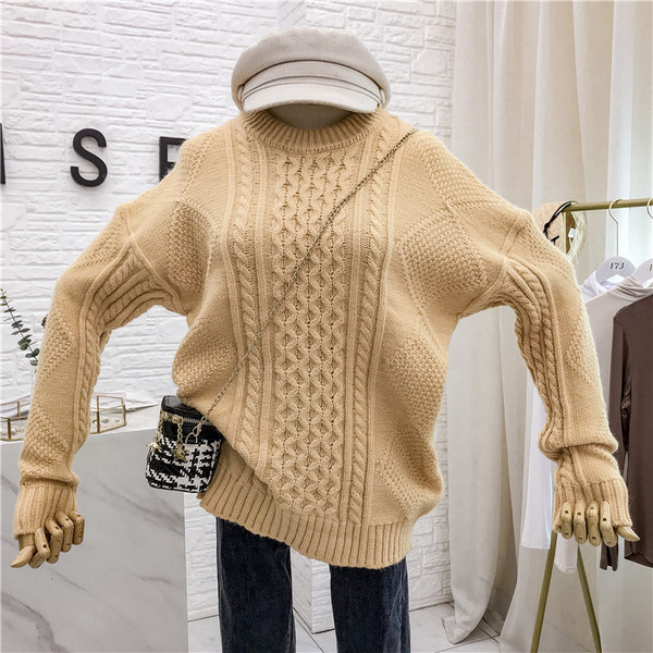 Μοντέρνο γυναικείο πουλόβερ φαρδύ σχέδιο σε ροζ, πορτοκαλί, κίτρινο και λευκό χρώμα