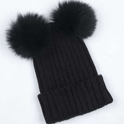 Palarie de dama moderna cu puf in mai multe culori