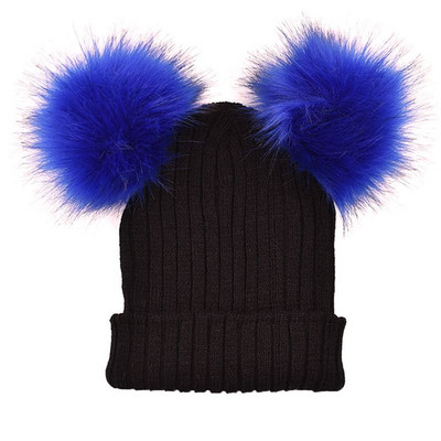 Palarie de dama moderna cu puf in mai multe culori