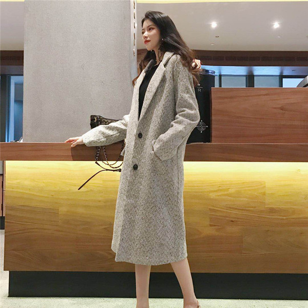 Palton lung de dama modern, de culoare deschisa