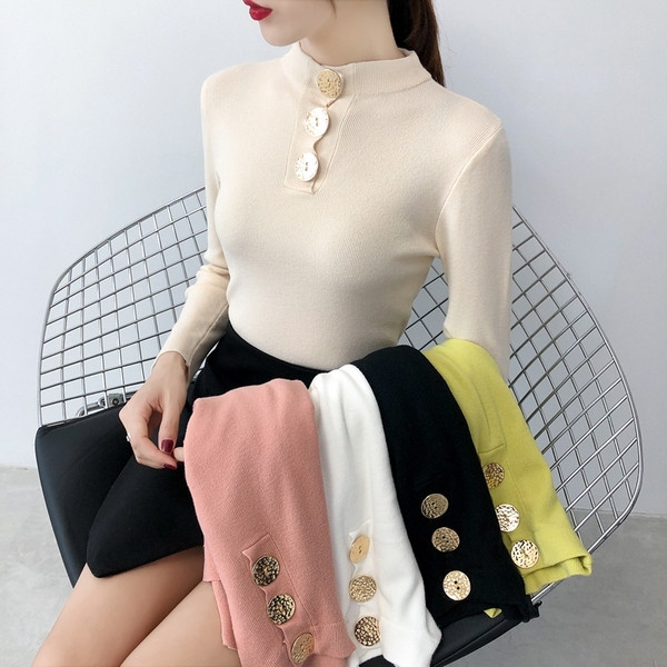 Női alkalmi pulóver gombokkal és magas gallérral öt színben