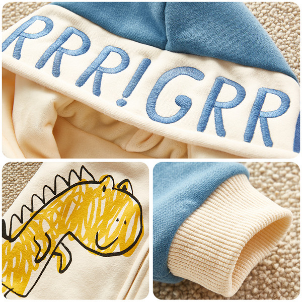 Kék és sárga színű baba overall kapucnival és rátéttel