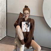 Μακρύ και φαρδύ φούτερ σε τρία χρώματα με εφαρμογή