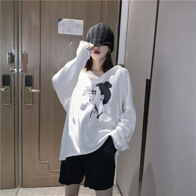 Μακρύ και φαρδύ φούτερ σε τρία χρώματα με εφαρμογή