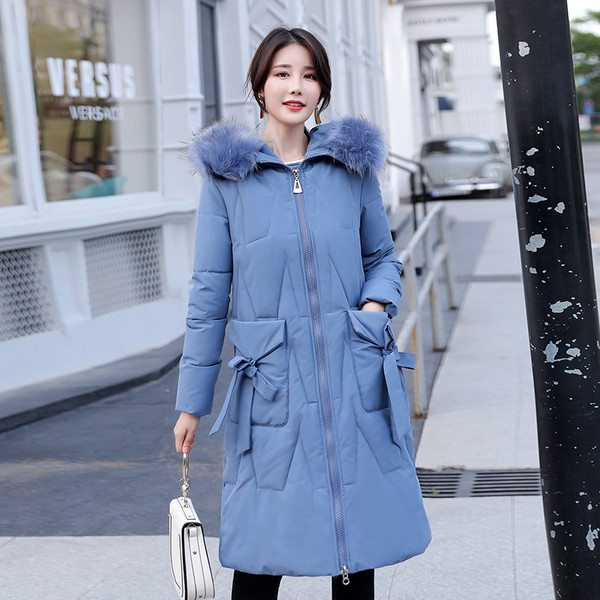 Geaca de iarna de dama moderna cu buzunare - model lung in alb, negru si albastru