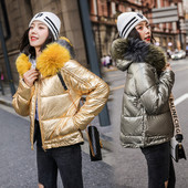 HIT Jachetă modernă de iarnă pentru femei, cu puf colorat pe glugă în mai multe culori diferite