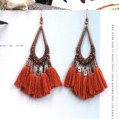 Μοντέρνα γυναικεία σκουλαρίκια με κρόσσια σε τρία χρώματα