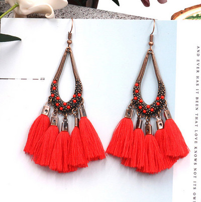 Μοντέρνα γυναικεία σκουλαρίκια με κρόσσια σε τρία χρώματα