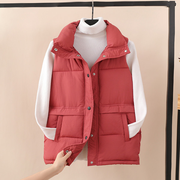 Vesta de dama cu nasturi si buzunare in mai multe culori diferite