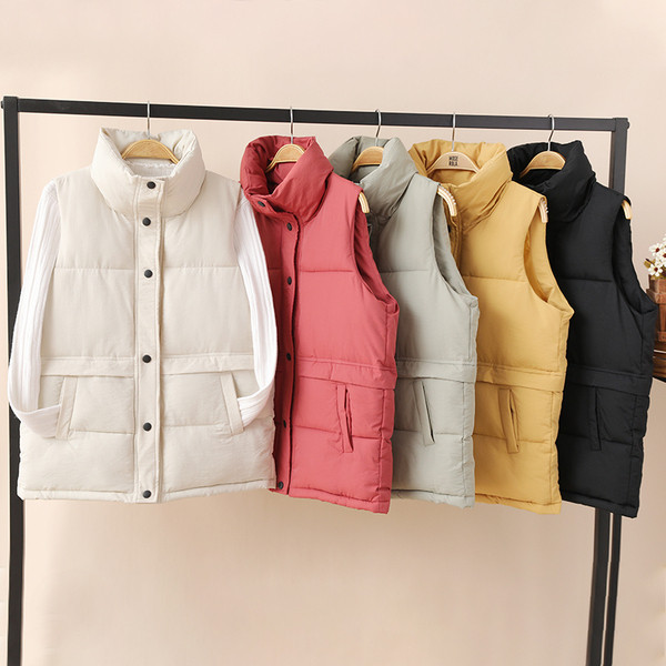 Vesta de dama cu nasturi si buzunare in mai multe culori diferite