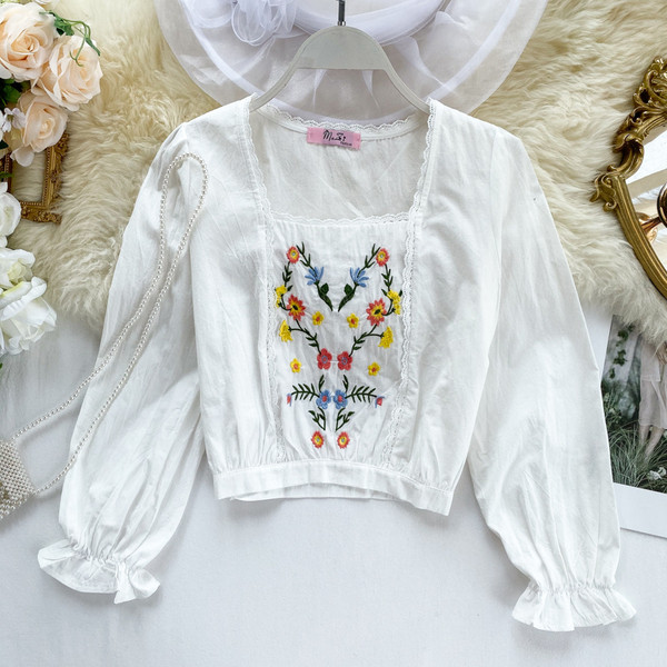 Cămașă modernă de damă cu broderie și decolteu pătrat în patru culori